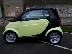 Gelb Gebraucht 2000 Smart ForTwo Cabrio Cabrio | 1.699 € (Fairer Preis)
