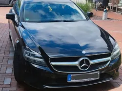 Schwarz Gebraucht 2015 Mercedes CLS220 Shooting Brake Kombi | 17.990 €