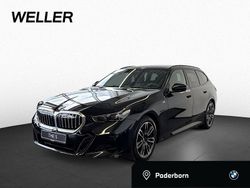Black sapphire (schwarz) Gebraucht 2024 BMW 520 Comfort Edition Kombi | 63.590 €