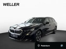 Black sapphire (schwarz) Gebraucht 2024 BMW 520 Comfort Edition Kombi | 63.990 €