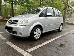 Silber Gebraucht 2003 Opel Meriva Van / Kleinbus | 3.999 € (Teuer)