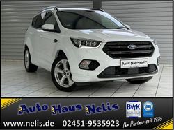 Weiß Gebraucht 2019 Ford Kuga ST-Line SUV | 15.780 € (Fairer Preis)