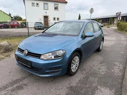 Blau Gebraucht 2015 VW Golf VII Trendline Limousine | 8.790 € (Fairer Preis)