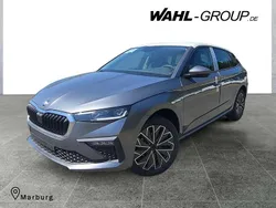 Graphitegrau Neu 2025 Skoda Scala Tour Kleinwagen | 27.190 € (Teuer)