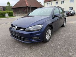 Blau Gebraucht 2018 VW Golf VII Trendline Kombi | 12.950 € (Fairer Preis)