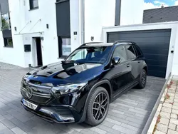 Schwarz Gebraucht 2023 Mercedes EQB350 AMG line SUV | 49.999 € (Teuer)