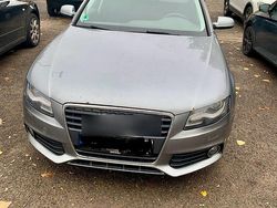 Grau Gebraucht 2009 Audi A4 Kombi | 5.000 € (Fairer Preis)