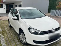 Weiß Gebraucht 2011 VW Golf VI Limousine | 3.700 €