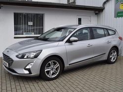 Silber Gebraucht 2019 Ford Focus Limousine | 12.990 € (Guter Preis)