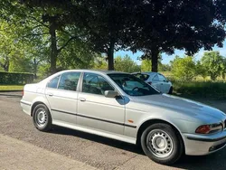 Grau Gebraucht 1999 BMW 528 Limousine | 3.800 € (Superpreis)