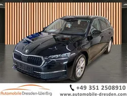 Schwarzmagic perleffekt Gebraucht 2024 Skoda Octavia Selection Kombi | 29.980 € (Superpreis)