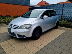Grau Gebraucht 2007 VW Golf V Limousine | 2.850 € (Fairer Preis)