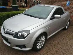 Grau Gebraucht 2005 Opel Tigra Cabrio | 2.800 € (Fairer Preis)