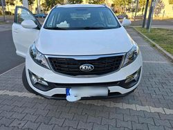 Weiß Gebraucht 2015 Kia Sportage SUV | 10.500 € (Superpreis)