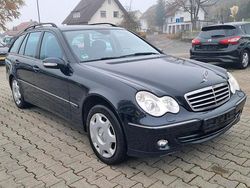 Blau Gebraucht 2006 Mercedes C230 Avantgarde Kombi | 2.900 € (Fairer Preis)