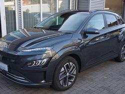 Grau Gebraucht 2023 Hyundai Kona SUV | 18.870 € (Guter Preis)