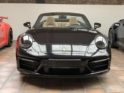Tiefschwarzmetallic Gebraucht 2024 Porsche 911 Carrera Cabriolet Cabrio | 155.790 €