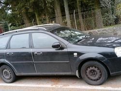 Schwarz Gebraucht 2007 Chevrolet Nubira Kombi | 400 €