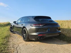 Grau Gebraucht 2023 Porsche Panamera 4S Sport Turismo Limousine | 99.600 € (Superpreis)