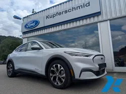 Weiss Gebraucht 2021 Ford Mustang Mach-E Basis SUV | 29.990 € (Guter Preis)