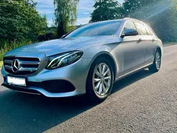 Silber Gebraucht 2016 Mercedes E220 Avantgarde Kombi | 16.895 € (Fairer Preis)