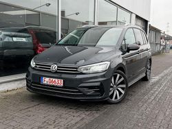 Grau Gebraucht 2019 VW Touran R-line Van / Kleinbus | 11.999 € (Fairer Preis)