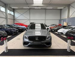 Grau Gebraucht 2018 Mercedes GLC63 AMG AMG SUV | 53.989 € (Fairer Preis)
