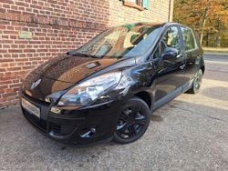 Schwarz Gebraucht 2010 Renault Scénic III Expression Van / Kleinbus | 3.800 € (Superpreis)