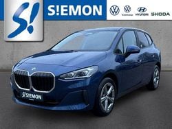 Blau Gebraucht 2024 BMW 218 Active Tourer Performance Van / Kleinbus | 28.930 € (Superpreis)