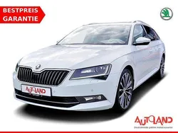 Weiß Gebraucht 2016 Skoda Superb LAURIN & KLEMENT Kombi | 25.950 € (Teuer)