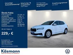 Weiß Gebraucht 2022 Skoda Fabia Active Limousine | 15.530 € (Fairer Preis)