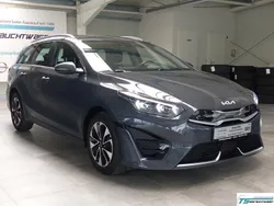 Grau (h8g) pentametal met. (metallic) Gebraucht 2022 Kia Ceed Spirit Kombi | 21.480 € (Etwas zu teuer)