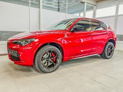 Etna rot Neu 2025 Alfa Romeo Stelvio Quadrifoglio Verde SUV | 92.389 € (Fairer Preis)
