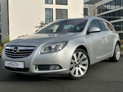 Silber Gebraucht 2010 Opel Insignia Cosmo Kombi | 8.990 € (Teuer)