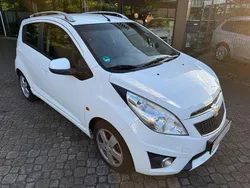 Weiß Gebraucht 2011 Chevrolet Spark LT Kleinwagen | 2.200 € (Fairer Preis)