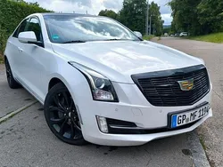 Weiß Gebraucht 2018 Cadillac ATS Limousine | 18.900 €