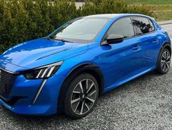 Blau Gebraucht 2020 Peugeot e-208 GT Kleinwagen | 13.950 € (Fairer Preis)