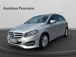Silber Gebraucht 2016 Mercedes B180 Van / Kleinbus | 13.690 € (Guter Preis)