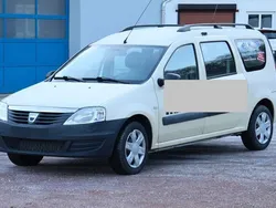 Rot Gebraucht 2012 Dacia Logan MCV Kombi | 3.570 €