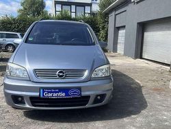 Lichtsilber m2 Gebraucht 2004 Opel Zafira Edition Van / Kleinbus | 3.990 € (Teuer)