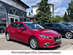Rot Gebraucht 2015 Mazda 3 Center-Line Limousine | 12.500 € (Guter Preis)