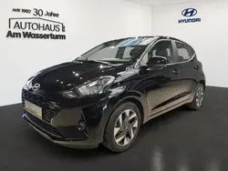 Lumen grey / mic Gebraucht 2024 Hyundai i10 Trend Kleinwagen | 18.999 € (Teuer)