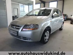 Silber Gebraucht 2004 Chevrolet Kalos SX Kleinwagen | 2.990 € (Teuer)