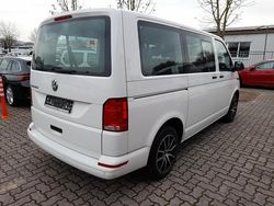 Candyweiß candyweiß Gebraucht 2022 VW Caravelle Trendline Van / Kleinbus | 46.296 € (Teuer)