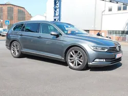 Grau Gebraucht 2015 VW Passat Highline Kombi | 10.799 € (Fairer Preis)