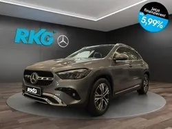 Grau Gebraucht 2024 Mercedes GLA220 Progressive SUV | 46.130 € (Fairer Preis)