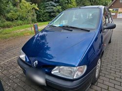 Blau Gebraucht 1998 Renault Mégane Limousine | 840 € (Superpreis)