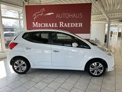 Weiß Gebraucht 2016 Kia Venga Kleinwagen | 12.850 € (Fairer Preis)