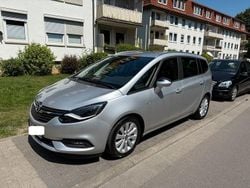 Silber Gebraucht 2018 Opel Zafira Van / Kleinbus | 9.000 € (Guter Preis)