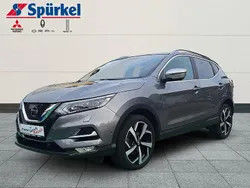 Grau Gebraucht 2017 Nissan Qashqai Tekna+ SUV | 15.980 € (Fairer Preis)